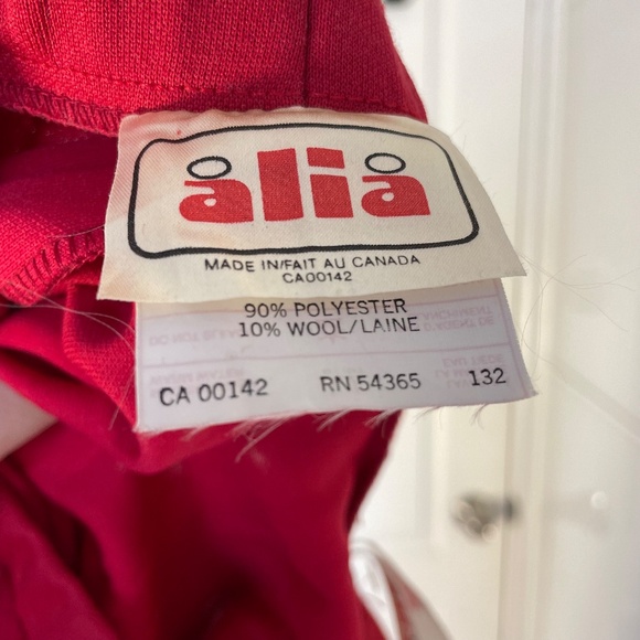 Sz M Vintage(with Tags!) Red Pleated Maxi Skirt - Picture 10 of 10